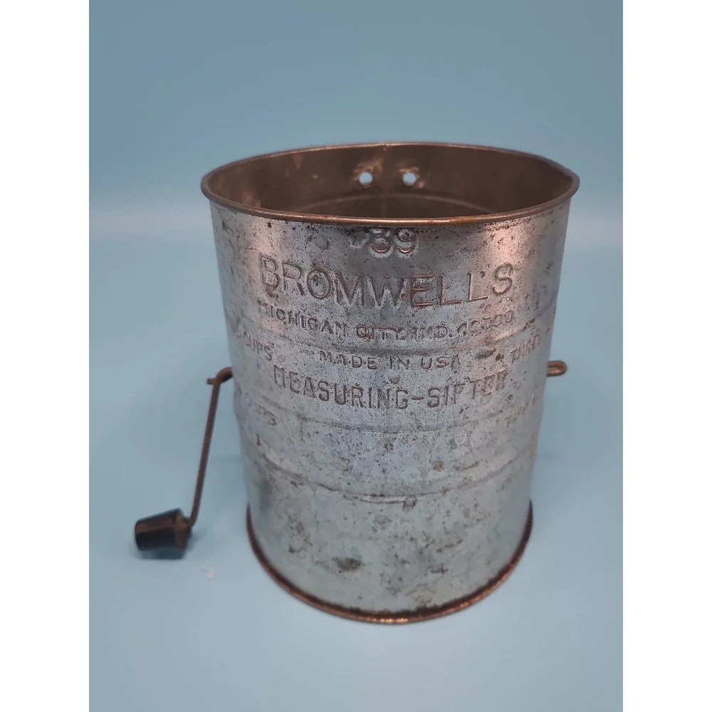 Bromwells Vintage Rustic Measuring Sifter 3 Cups Made In The USA